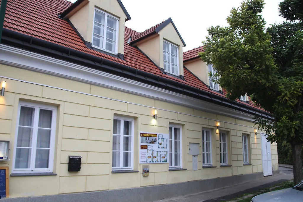 Gasthaus Zum Brandtner contacts